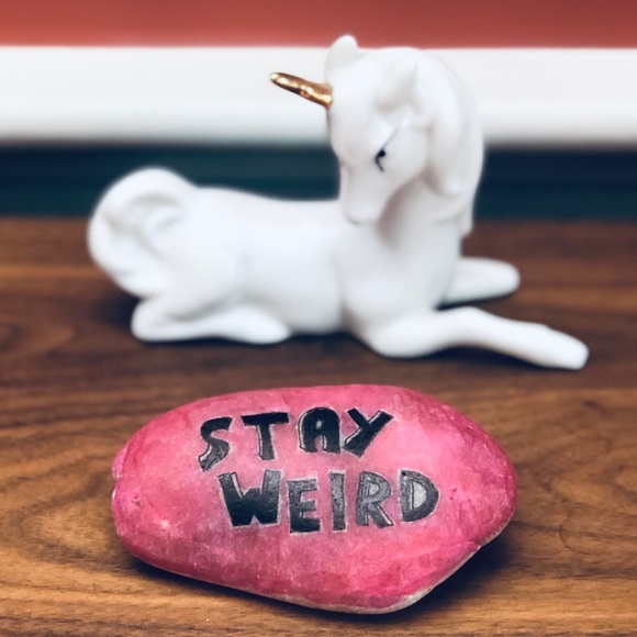 Hi- I’m Sonia. Welcome to my closet! - Picture 2 of 2